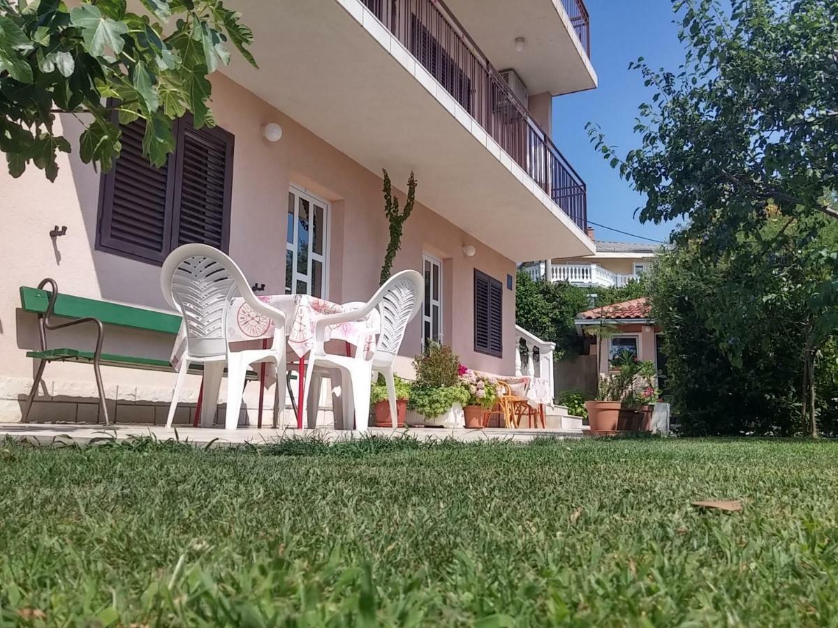 Apartments Katarina Novi Vinodolski Exterior foto
